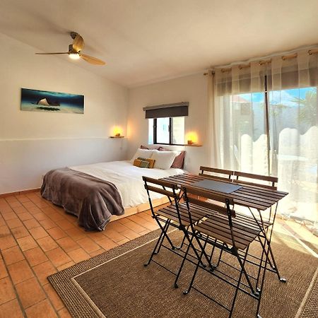 Quintinha At Quinta Do Burro Apartment Монкарапашо Екстериор снимка